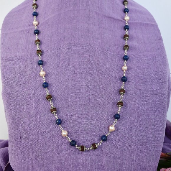 31  1/2" berry Tulasi with lapis lazuli (Gemstone for Saturn)  pearl (Moon) $75 - Picture 1 of 8
